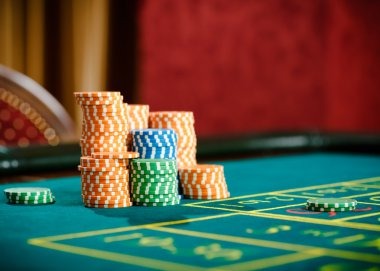 Live blackjack dealer at melodi69 table